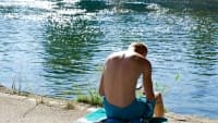 KOUPALIŠTĚ swimming-trunks-854845 1280
